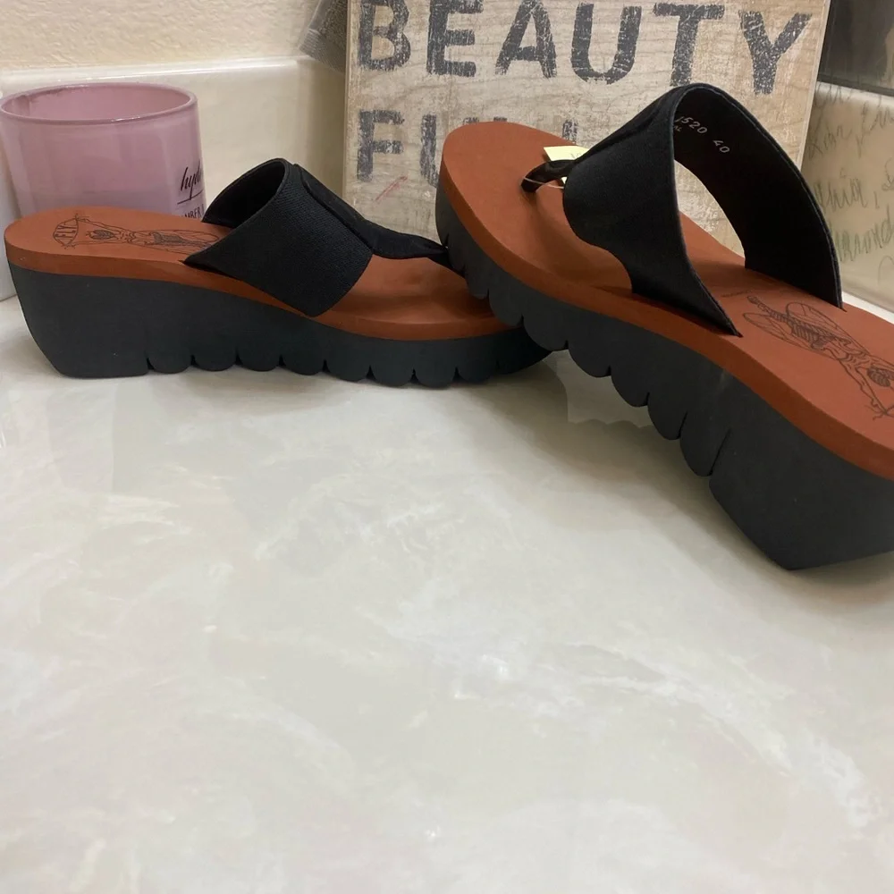 Fly sandals - Picture 8 of 9